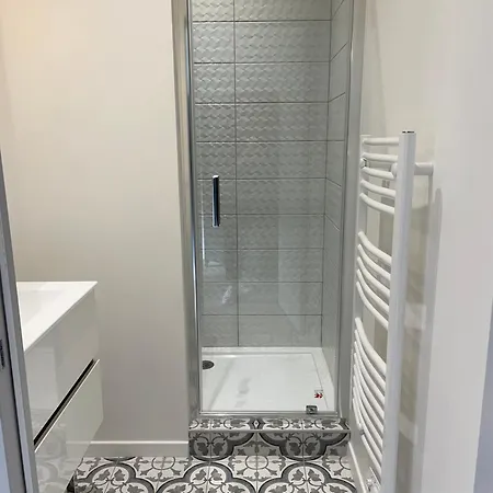 Appartamento Superb Flat With Air Conditioning And Beautiful Stone For 2p Bordeaux